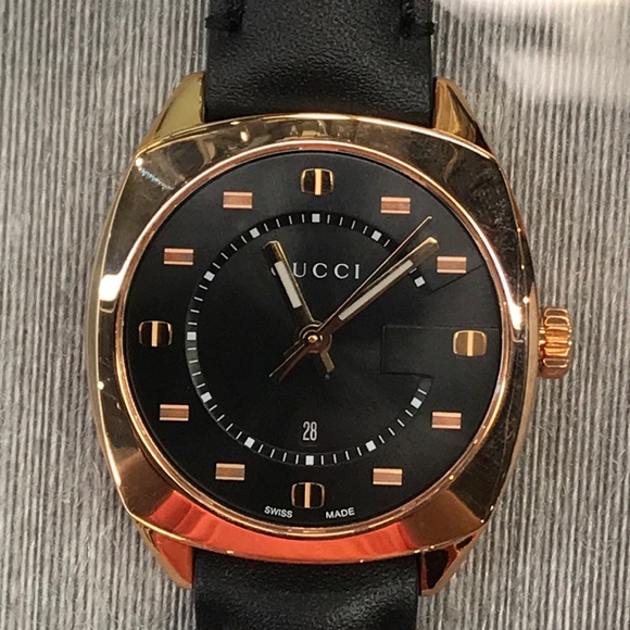GUCCI WATCH - Picture 1 of 4